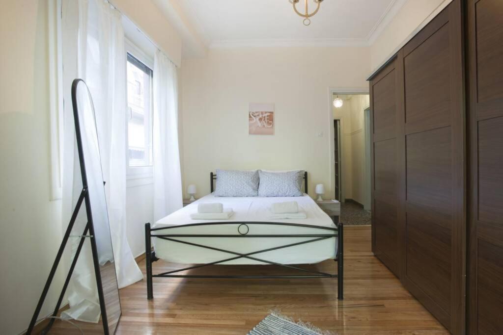 Three Bedrooms Apartment At The Center Of Афины Экстерьер фото