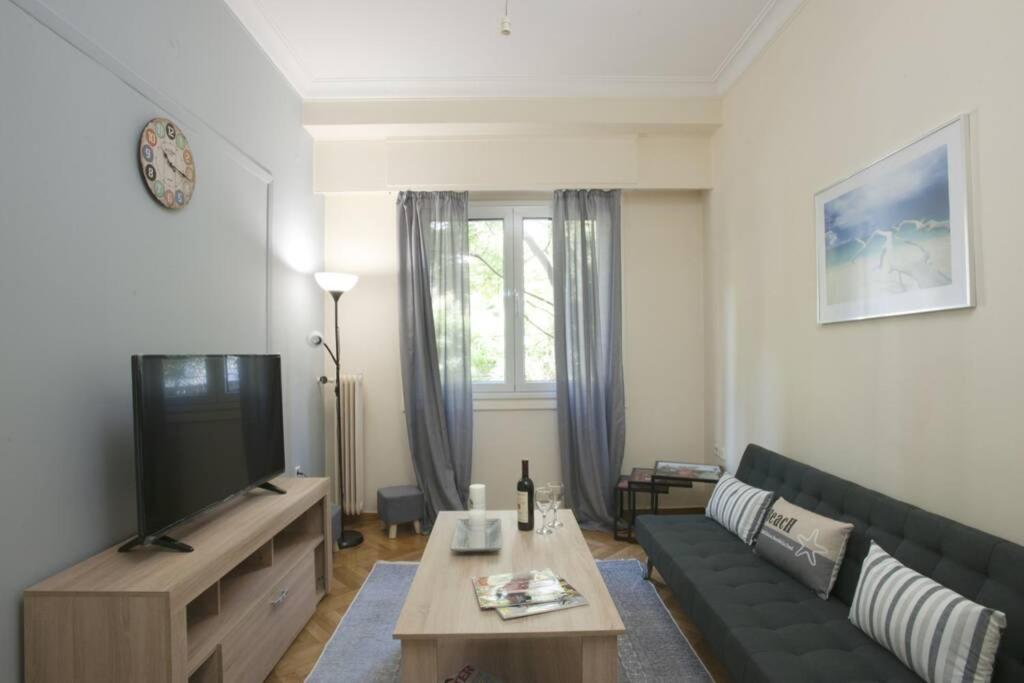Three Bedrooms Apartment At The Center Of Афины Экстерьер фото